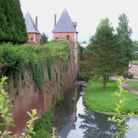 Campsite Camping Le Brochet *