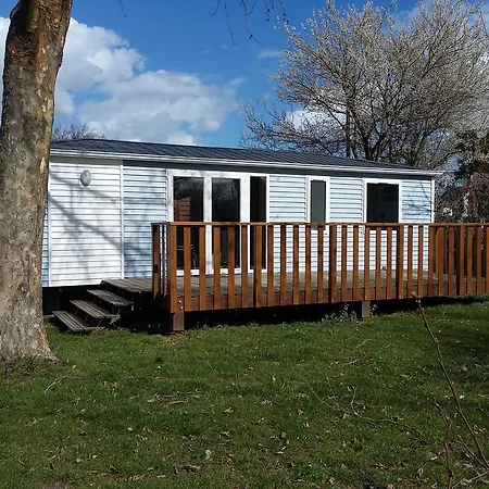 Campsite Camping Le Brochet *